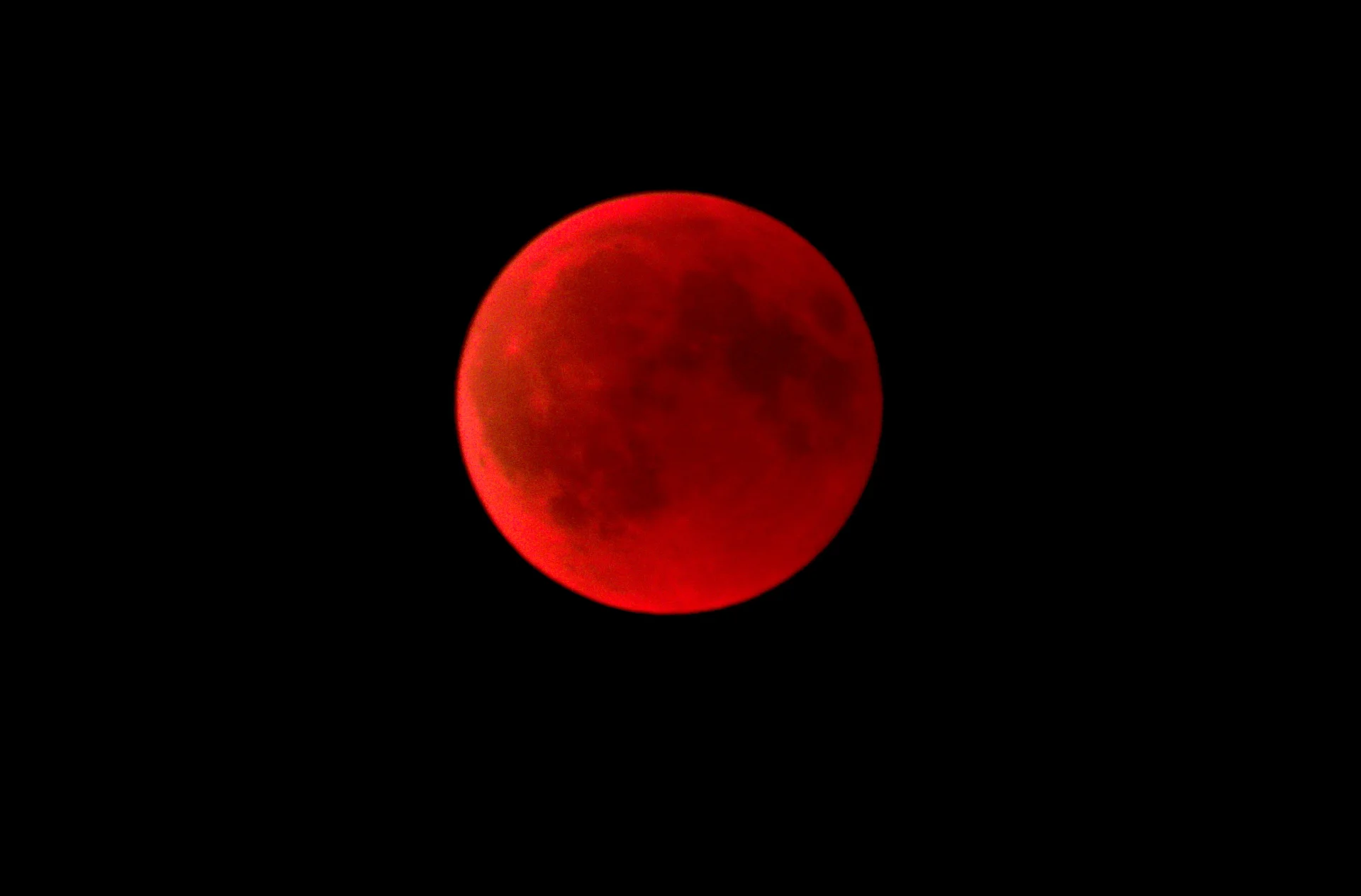 🌕 „Krwawy księżyc” już 7 września – jedno z najdłuższych zaćmień w ostatnich latach